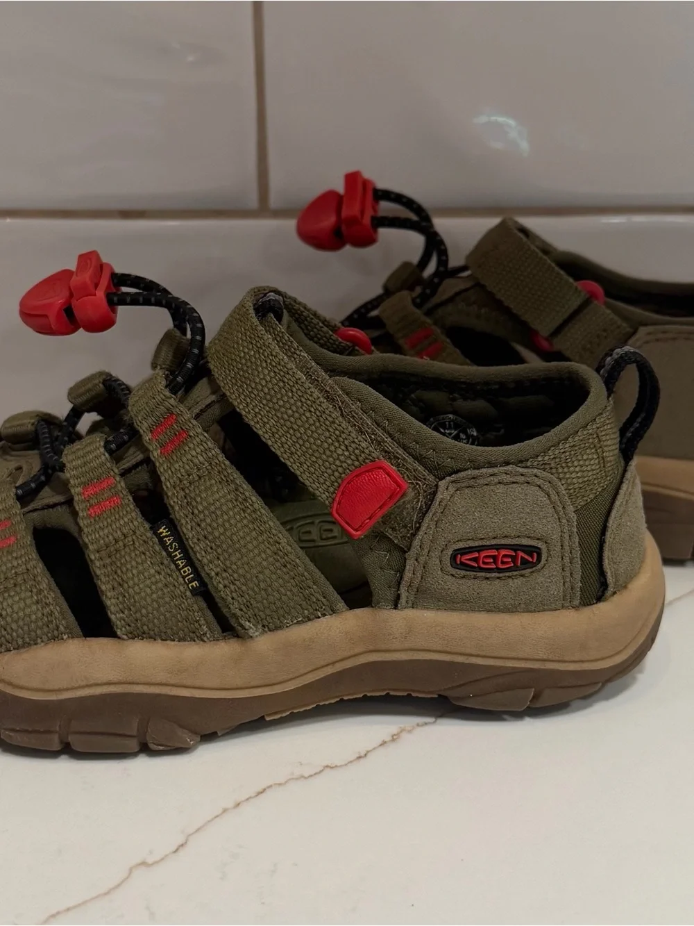 KEEN Little Kids Newport H2 Sandals Martini Olive & Aura Orange, Size 11
